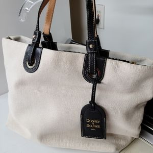 Dooney and Bourke EW Grommet Shoppe